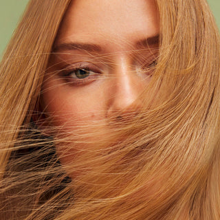 Color Refresh Honey Blonde Semi Permanent Color Mask 8.3